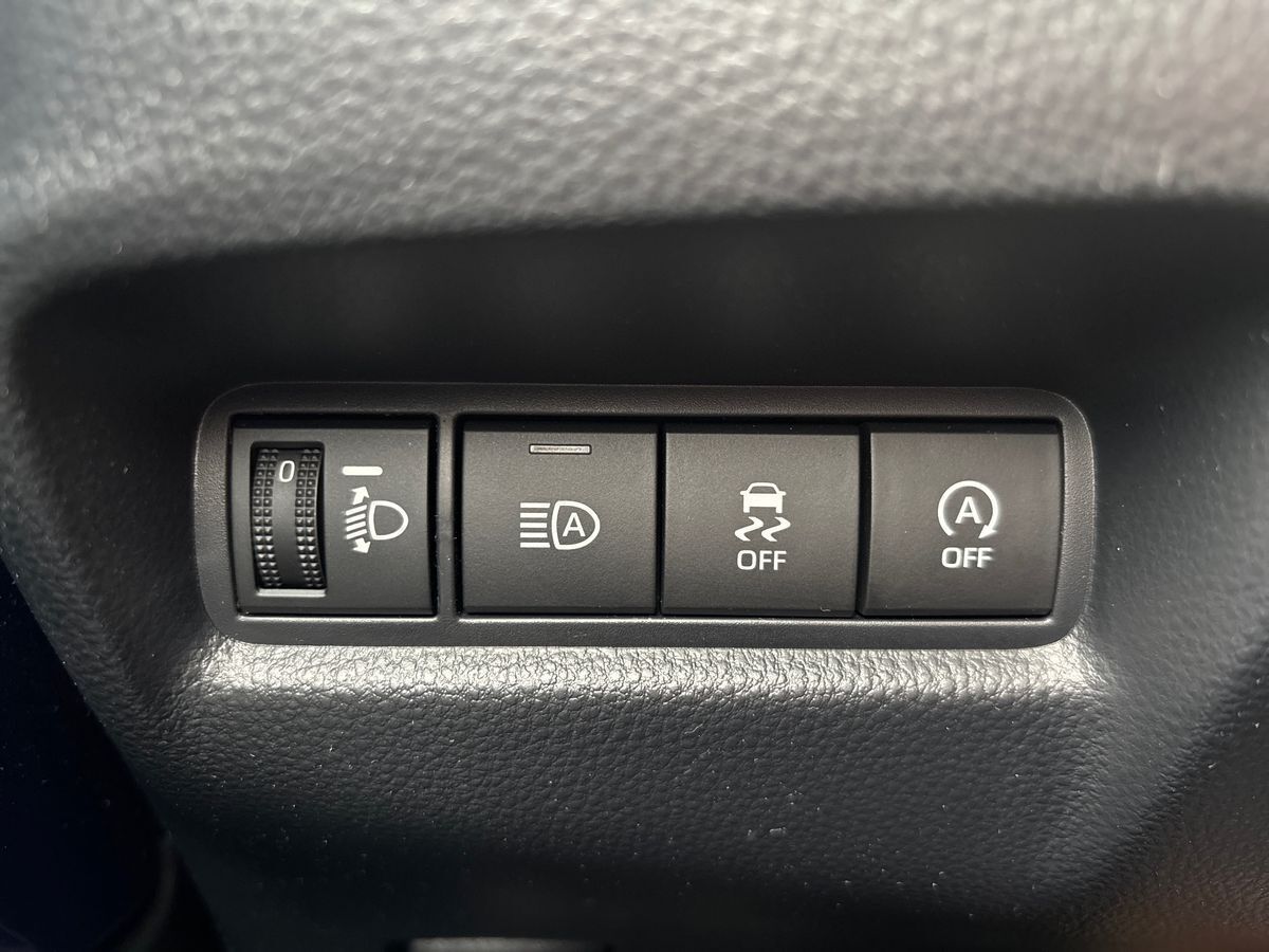 Blå Toyota Aygo X fra 2025