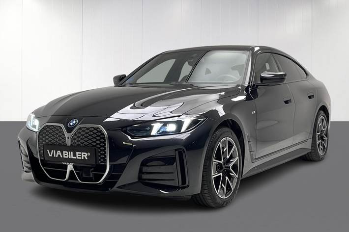 Sort BMW i4 fra 2025