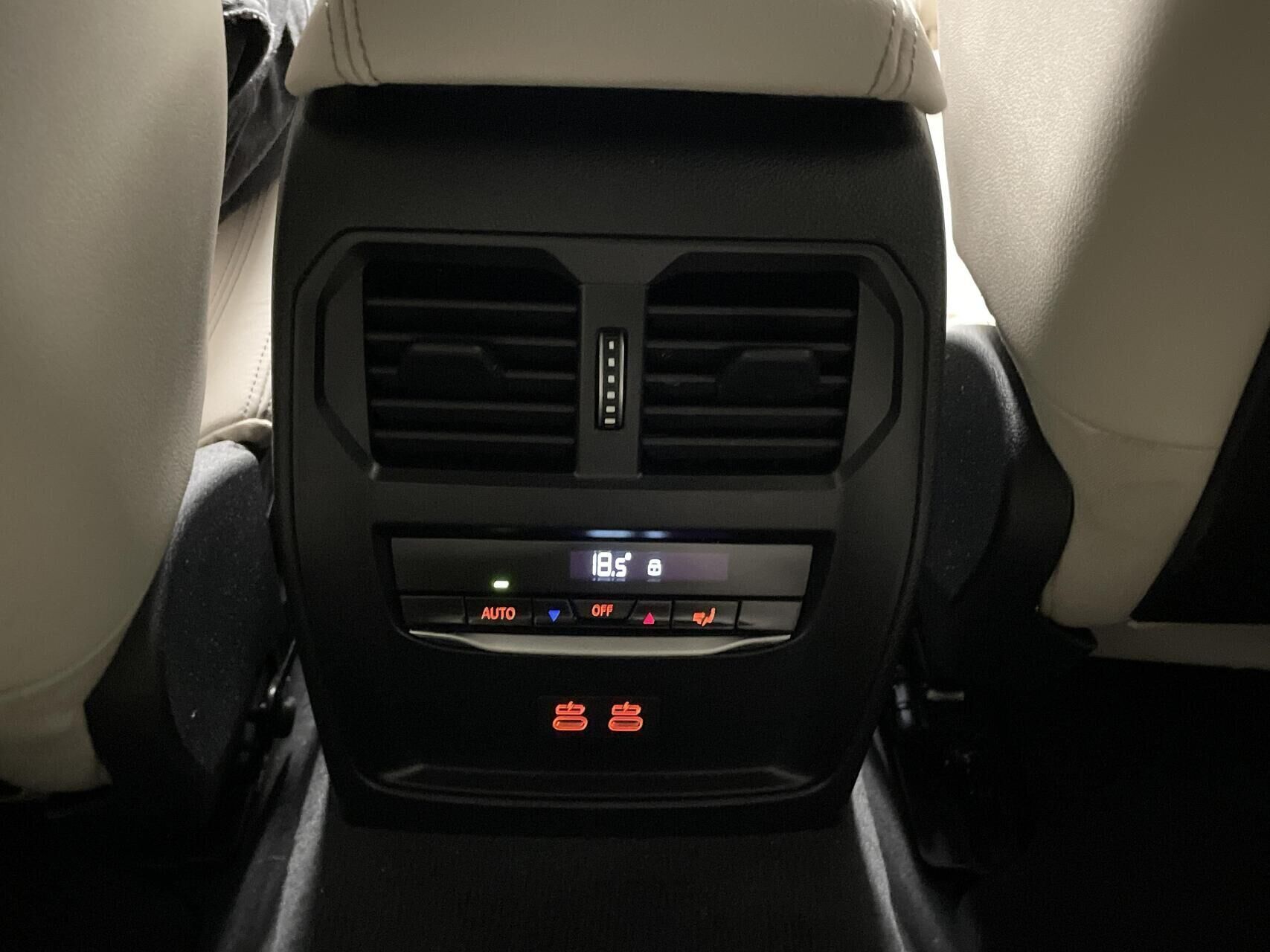 Sort BMW i4 fra 2025