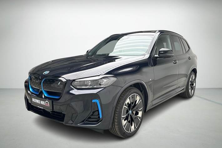 Sort BMW iX3 fra 2024