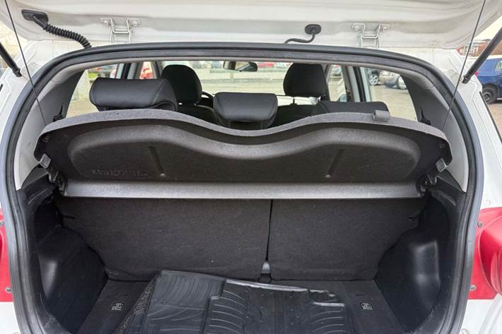 Grøn Hyundai i10 fra 2014