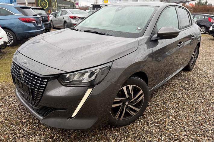 Grå Peugeot 208 fra 2022