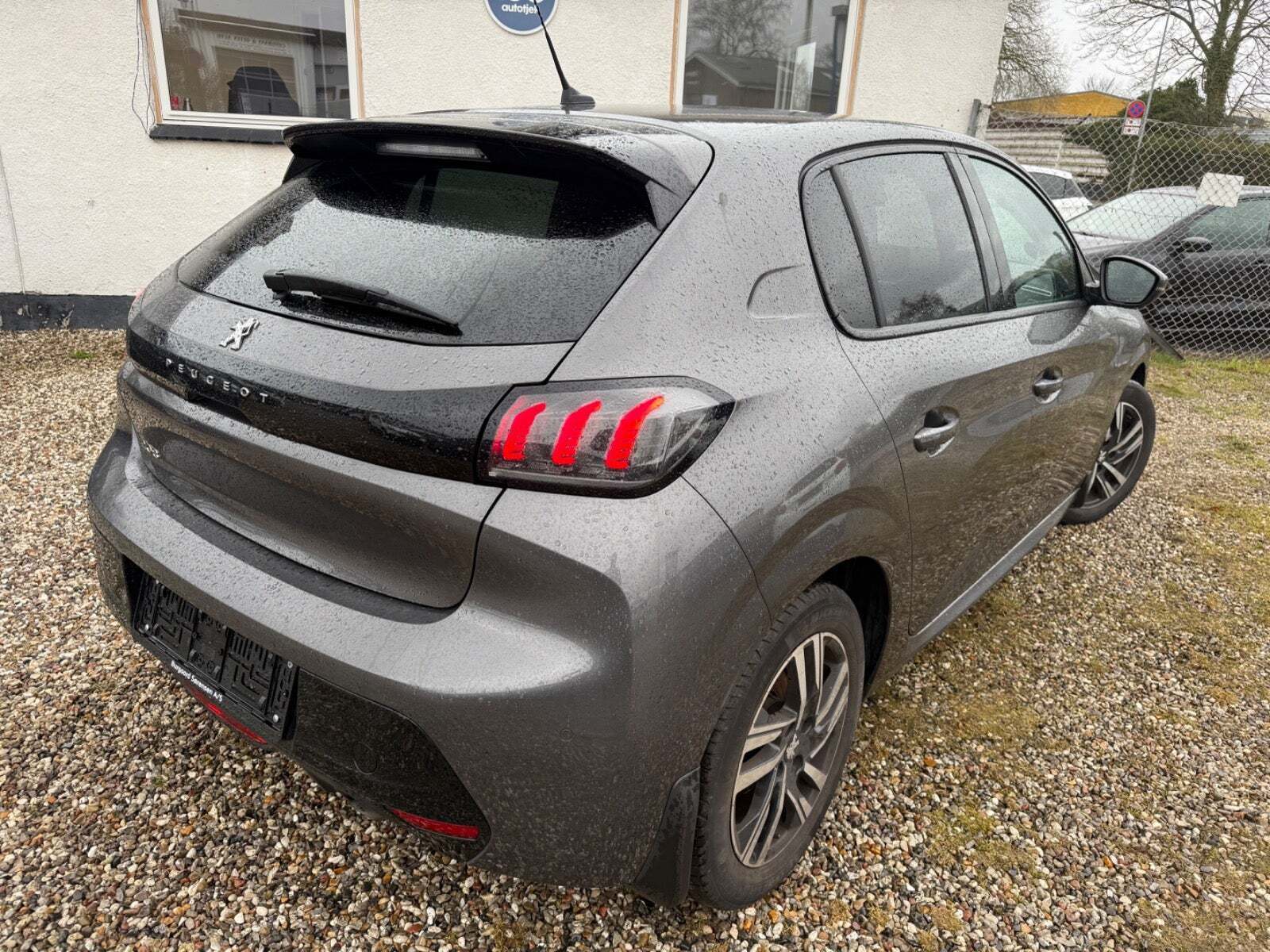 Peugeot 208 1,2 PureTech 100 Allure Pack