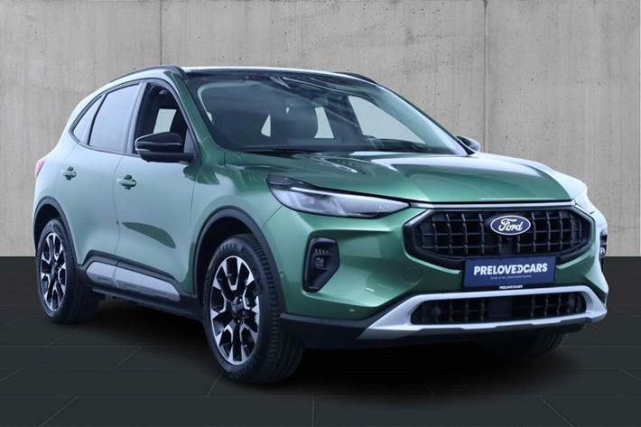 Grøn Ford Kuga fra 2024