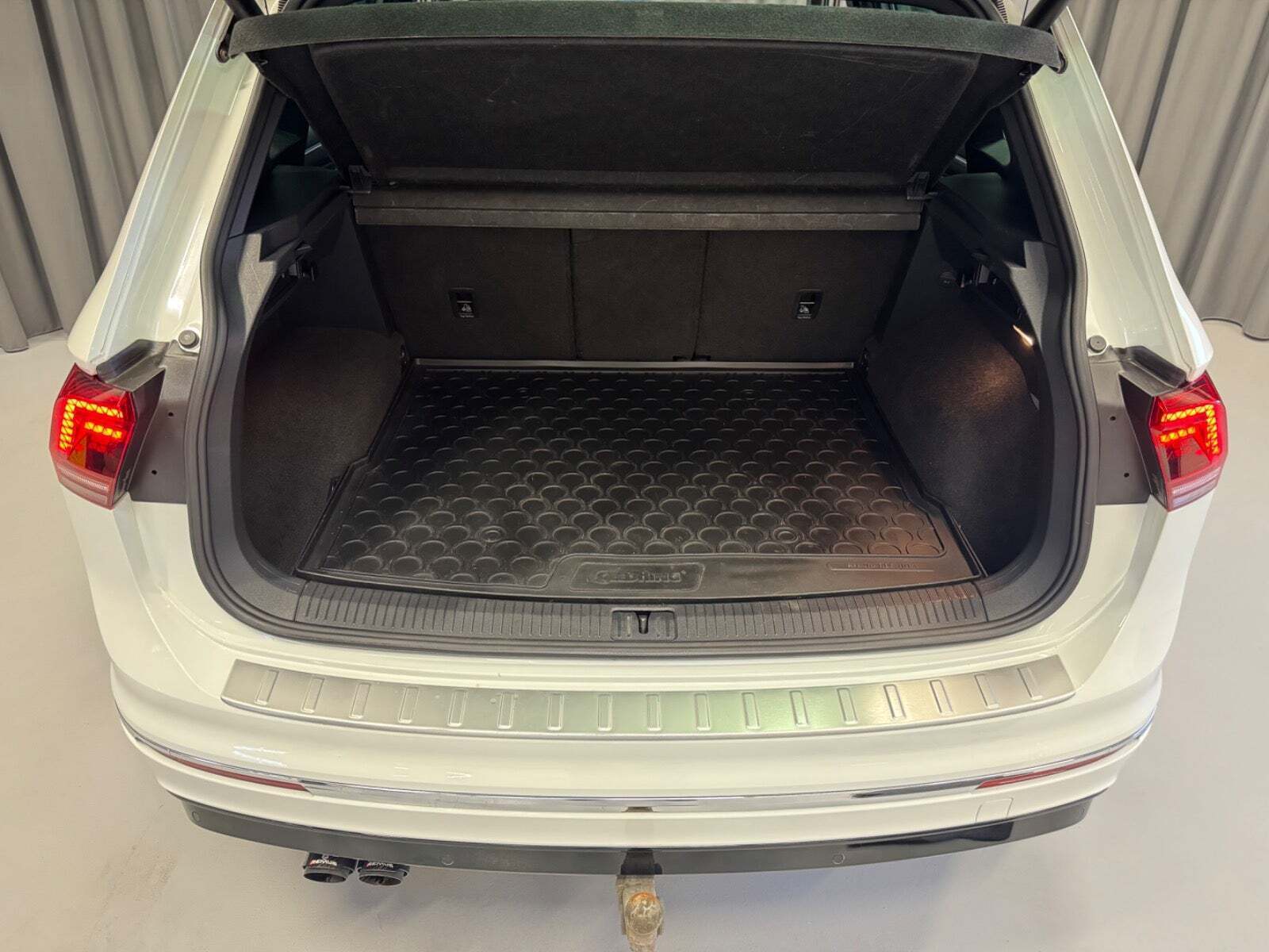 VW Tiguan 2,0 TDi 190 R-line DSG 4Motion