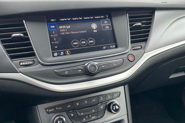 Sort Opel Astra fra 2021