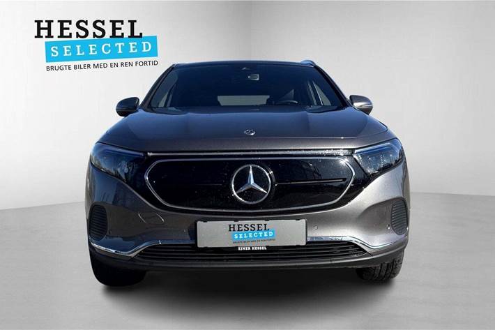 Grå Mercedes EQB250 fra 2022