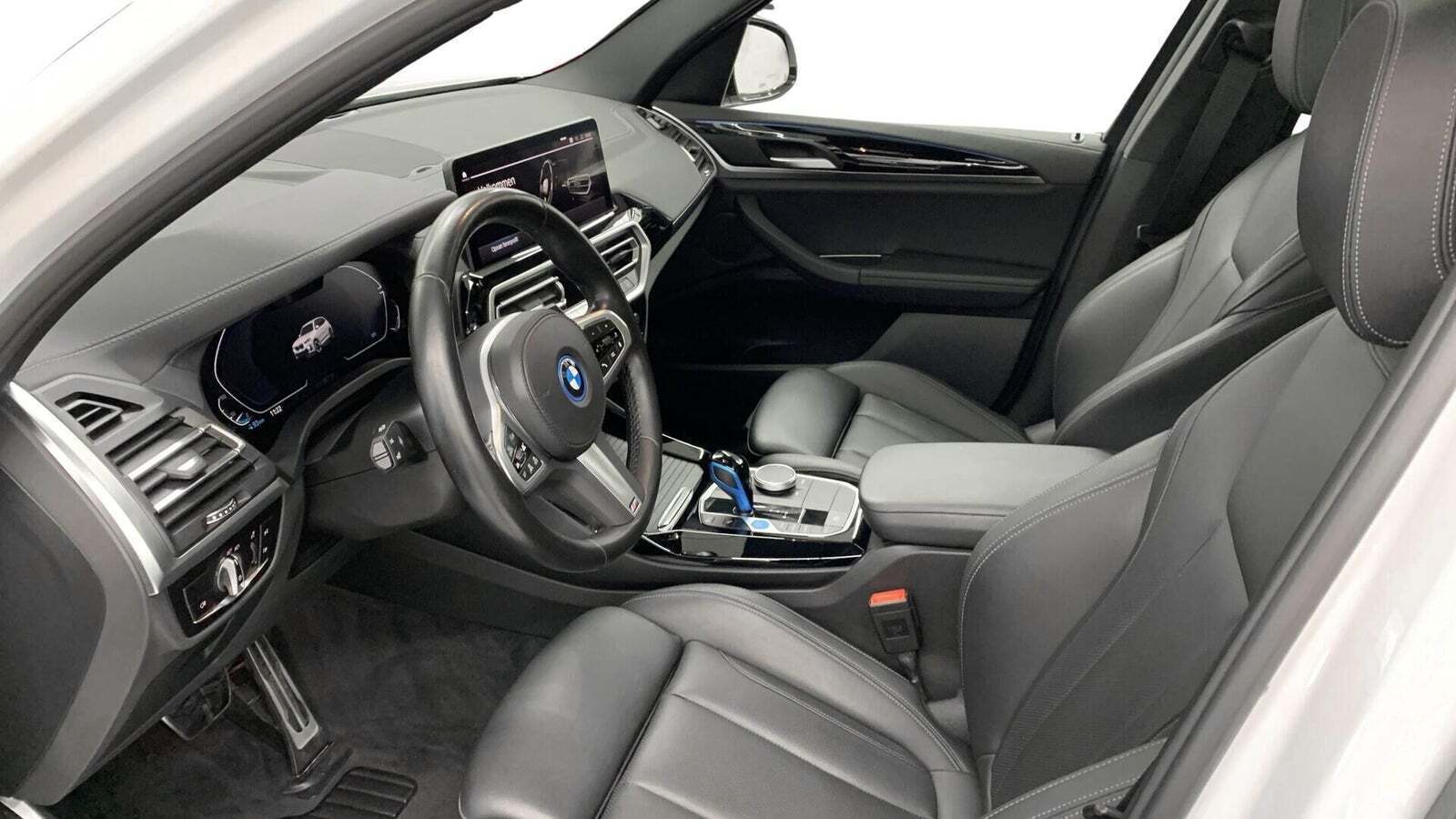 BMW iX3 Charged M-Sport