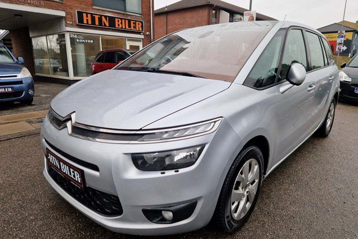 Sølv Citroën Grand C4 Picasso fra 2014 set udefra