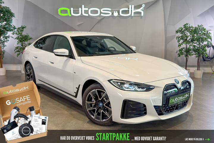 Hvid BMW i4 fra 2023 set udefra