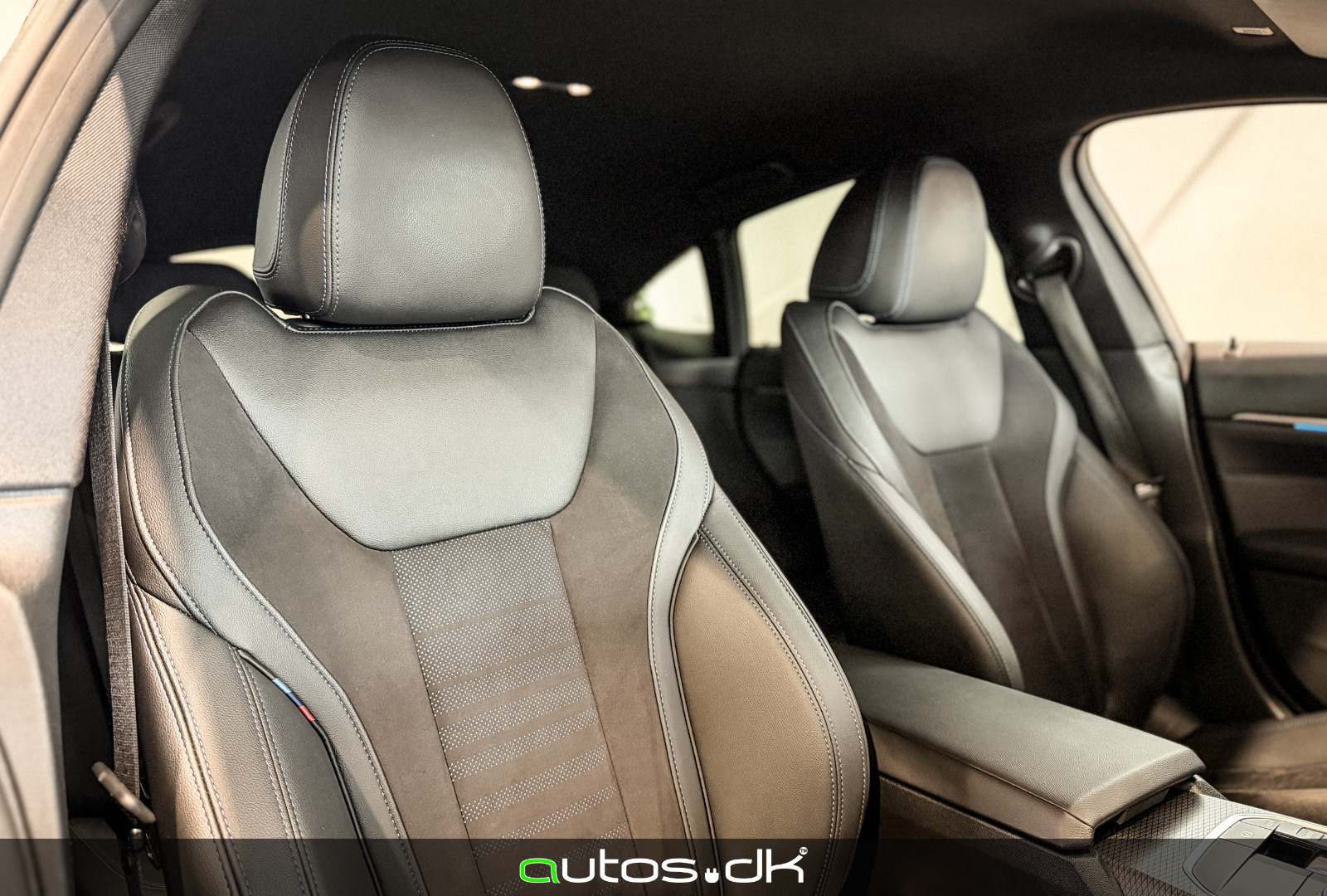 Hvid BMW i4 fra 2023