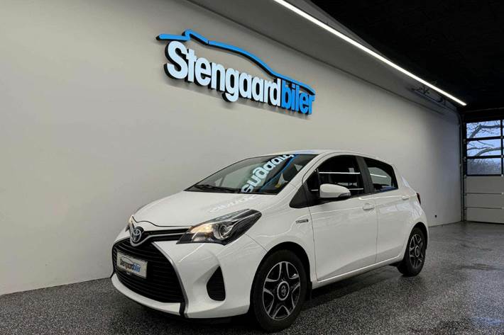 Hvid Toyota Yaris fra 2016