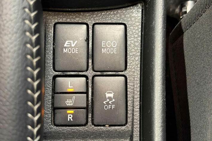 Hvid Toyota Yaris fra 2016