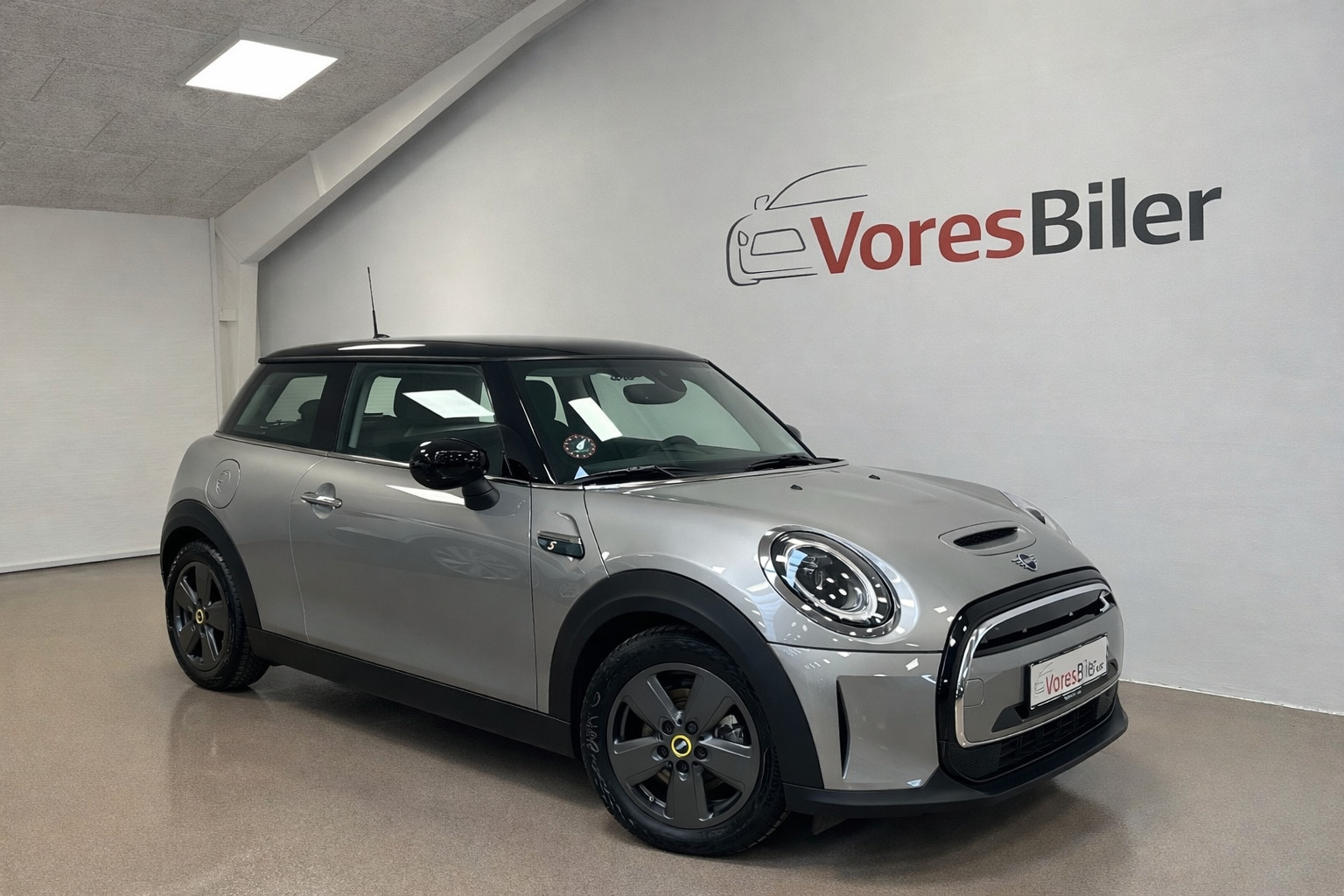 Mini Cooper SE Essential