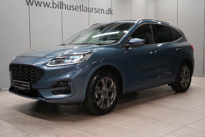 Blå Ford Kuga fra 2023