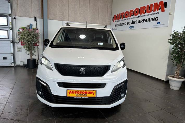 Hvid Peugeot Expert fra 2022