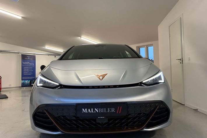 Sølv Cupra Born fra 2022