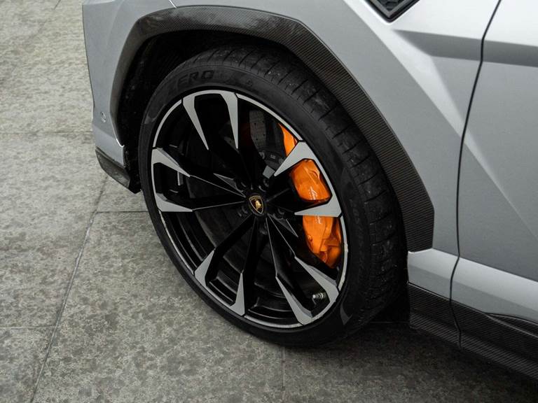 Lamborghini Urus 4,0