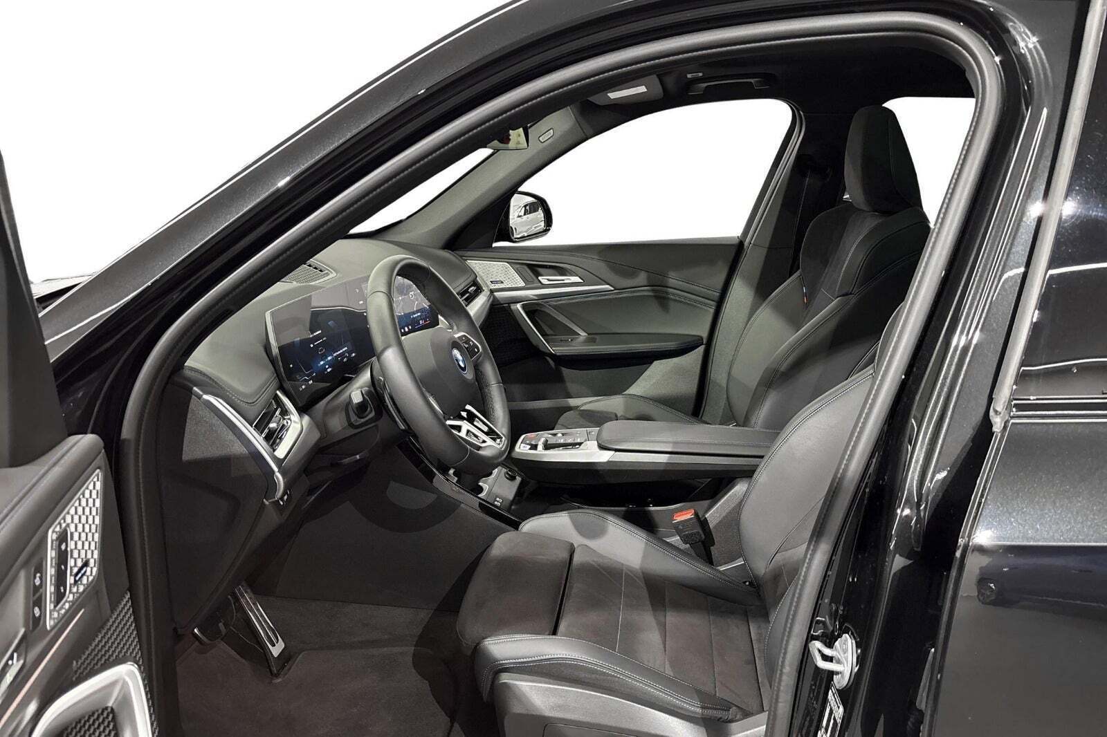 BMW iX1 eDrive20 M-Sport Pro