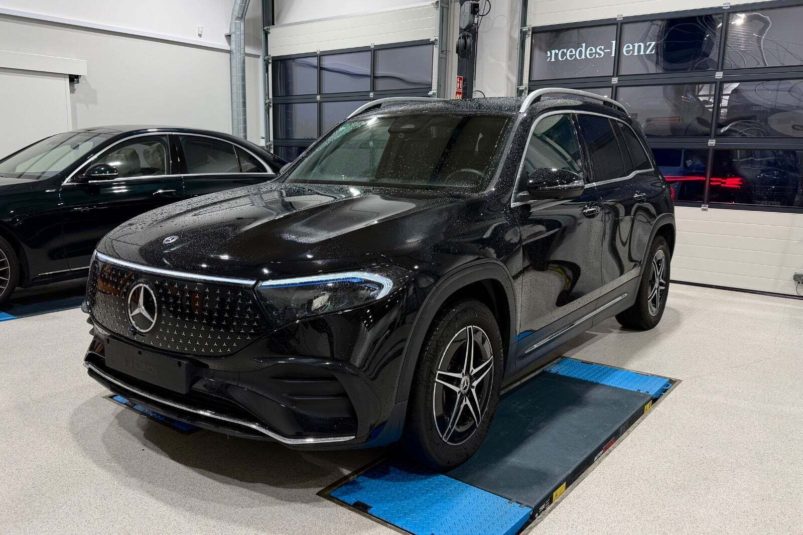Mercedes EQB250+ AMG Line