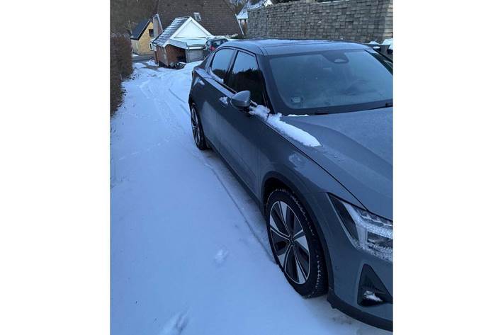 Grå Polestar 2 fra 2024