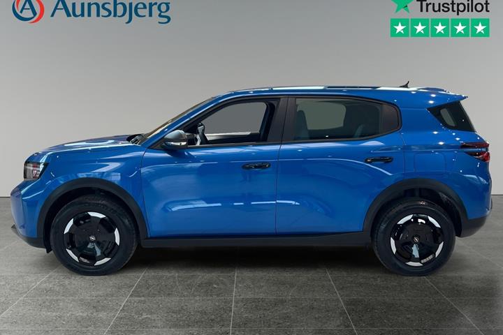 Blå Opel Frontera fra 2025 set udefra