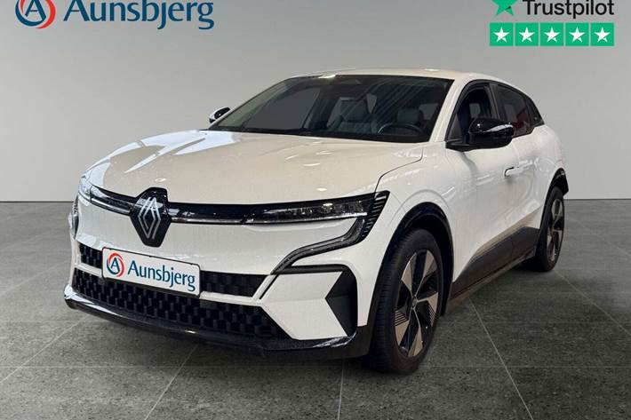 Hvid Renault Megane E-Tech fra 2022 set udefra