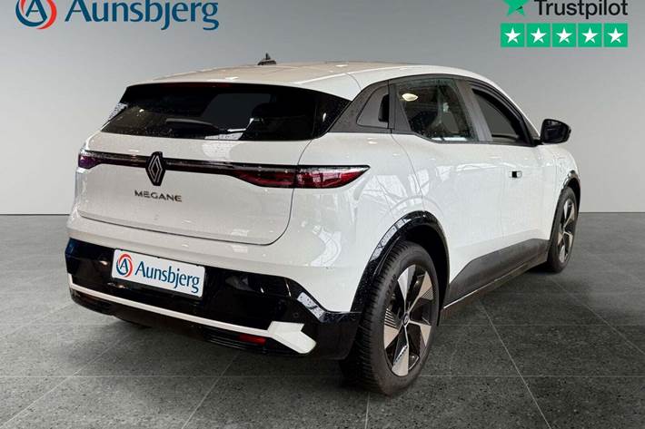 Hvid Renault Megane E-Tech fra 2022