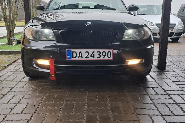 Sort BMW 116i fra 2007