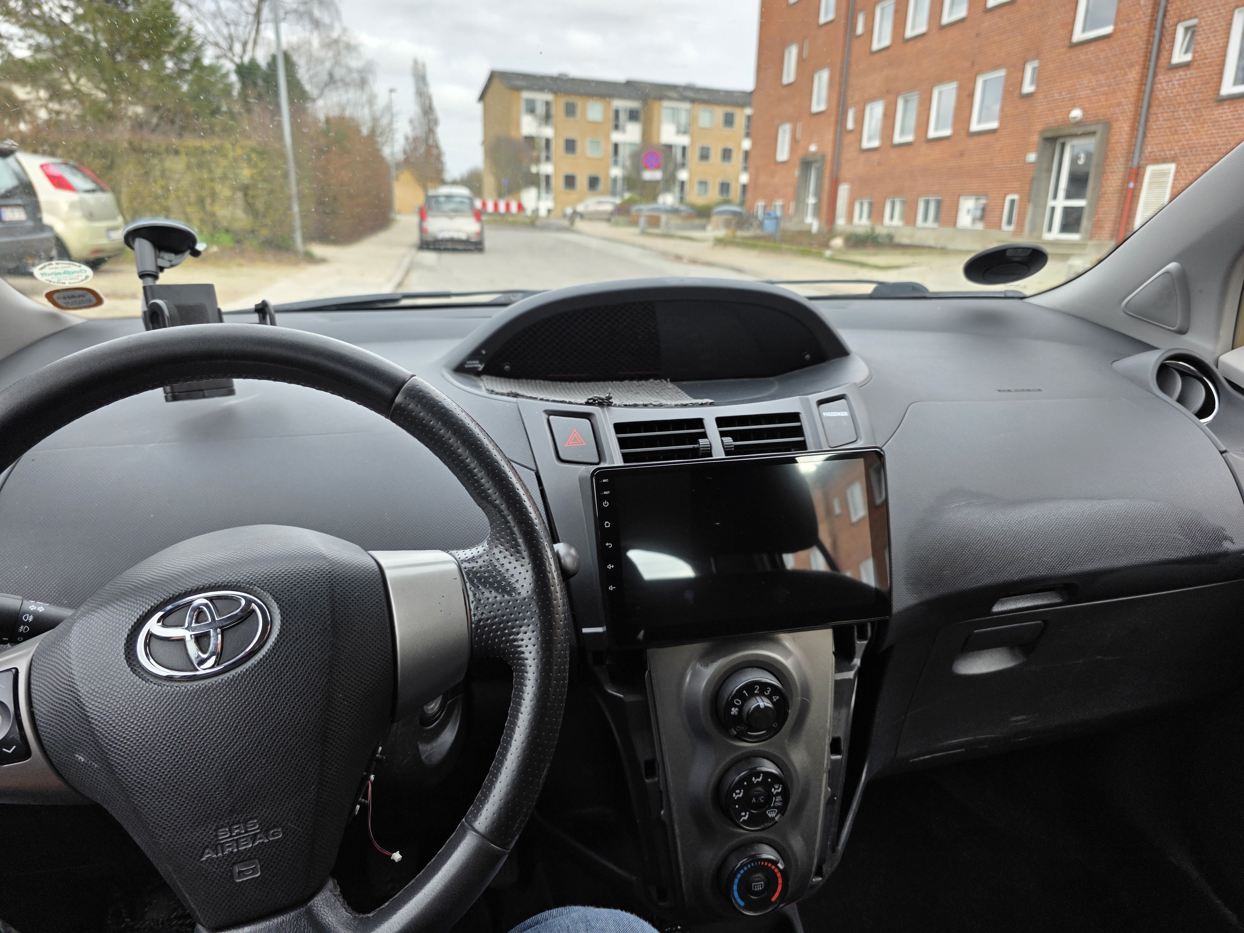 undefined Toyota Yaris fra 2011