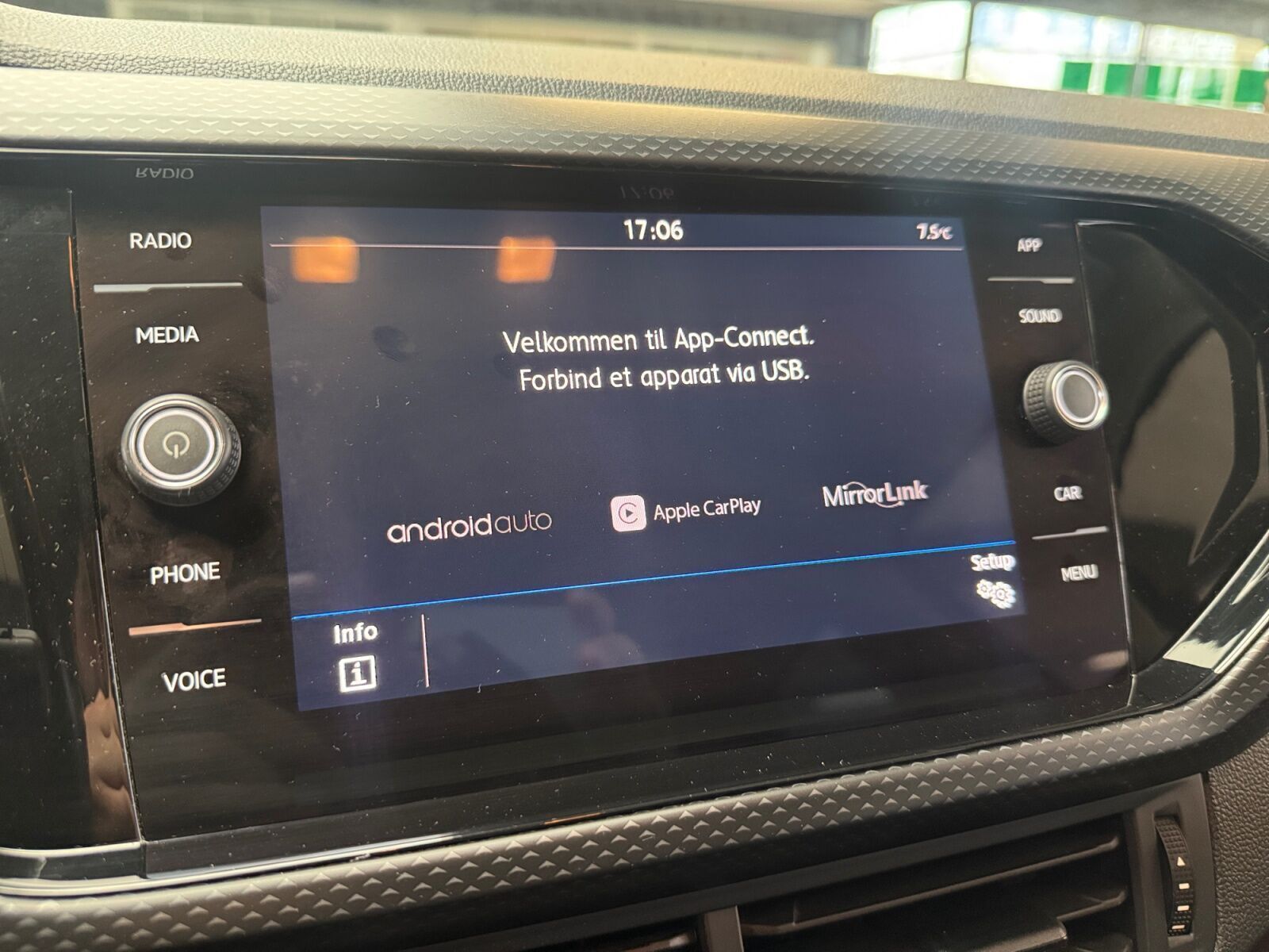 Blå VW T-Cross fra 2020