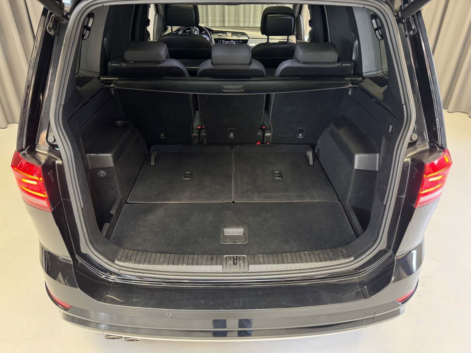 VW Touran 1,4 TSi 150 R-line DSG 7prs