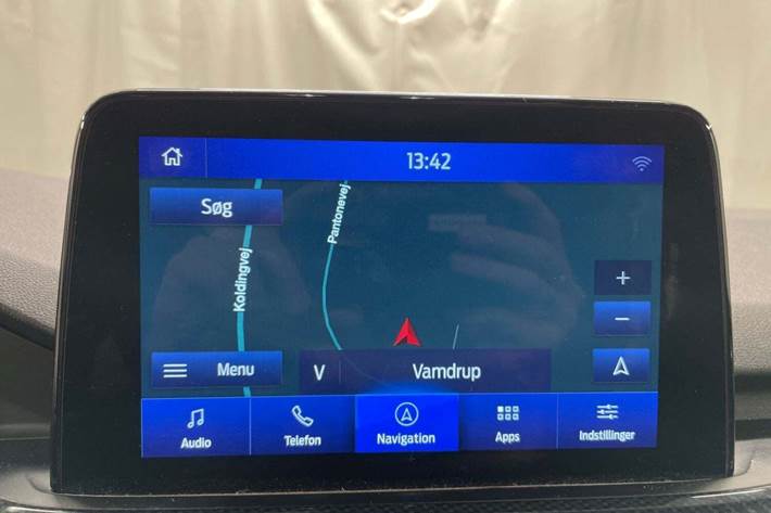 Grå Ford Kuga fra 2020