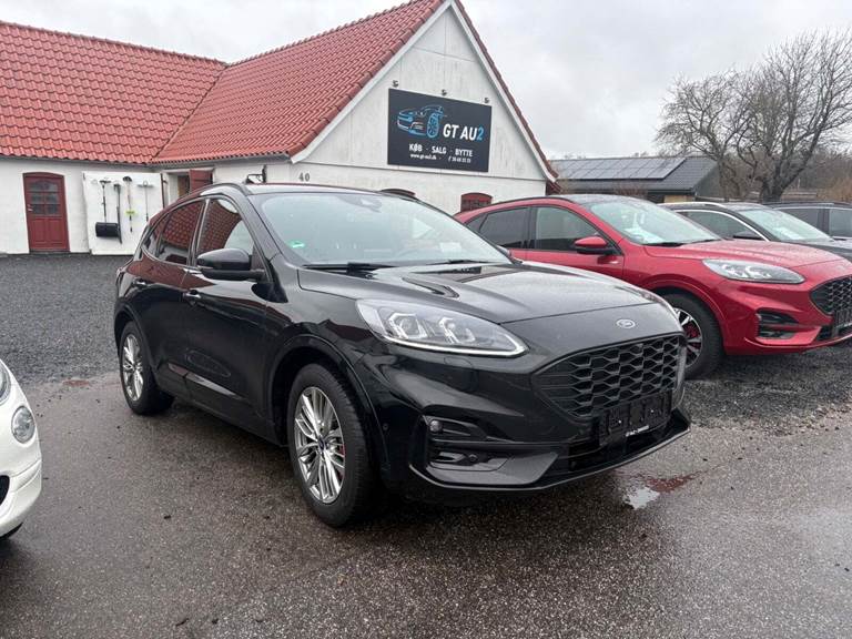 Ford Kuga 2,5 PHEV ST-Line X CVT