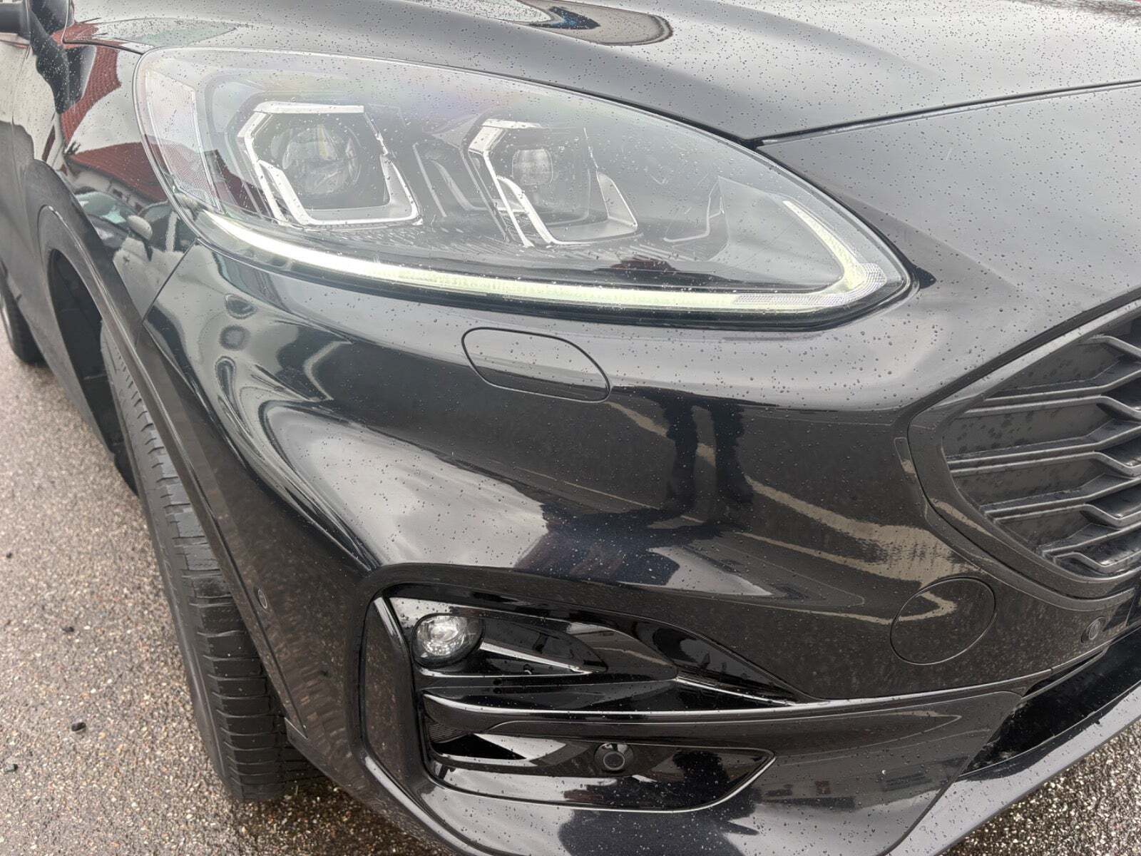 Ford Kuga 2,5 PHEV ST-Line X CVT