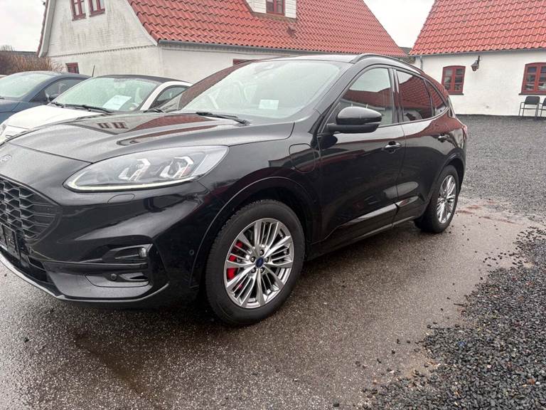 Ford Kuga 2,5 PHEV ST-Line X CVT