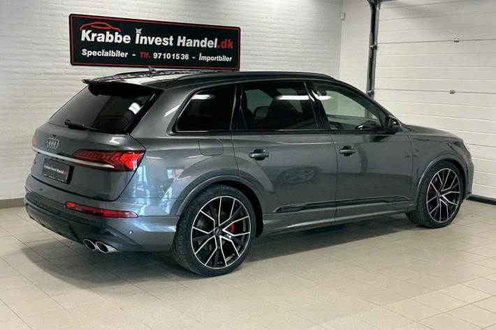 Grå Audi SQ7 fra 2020