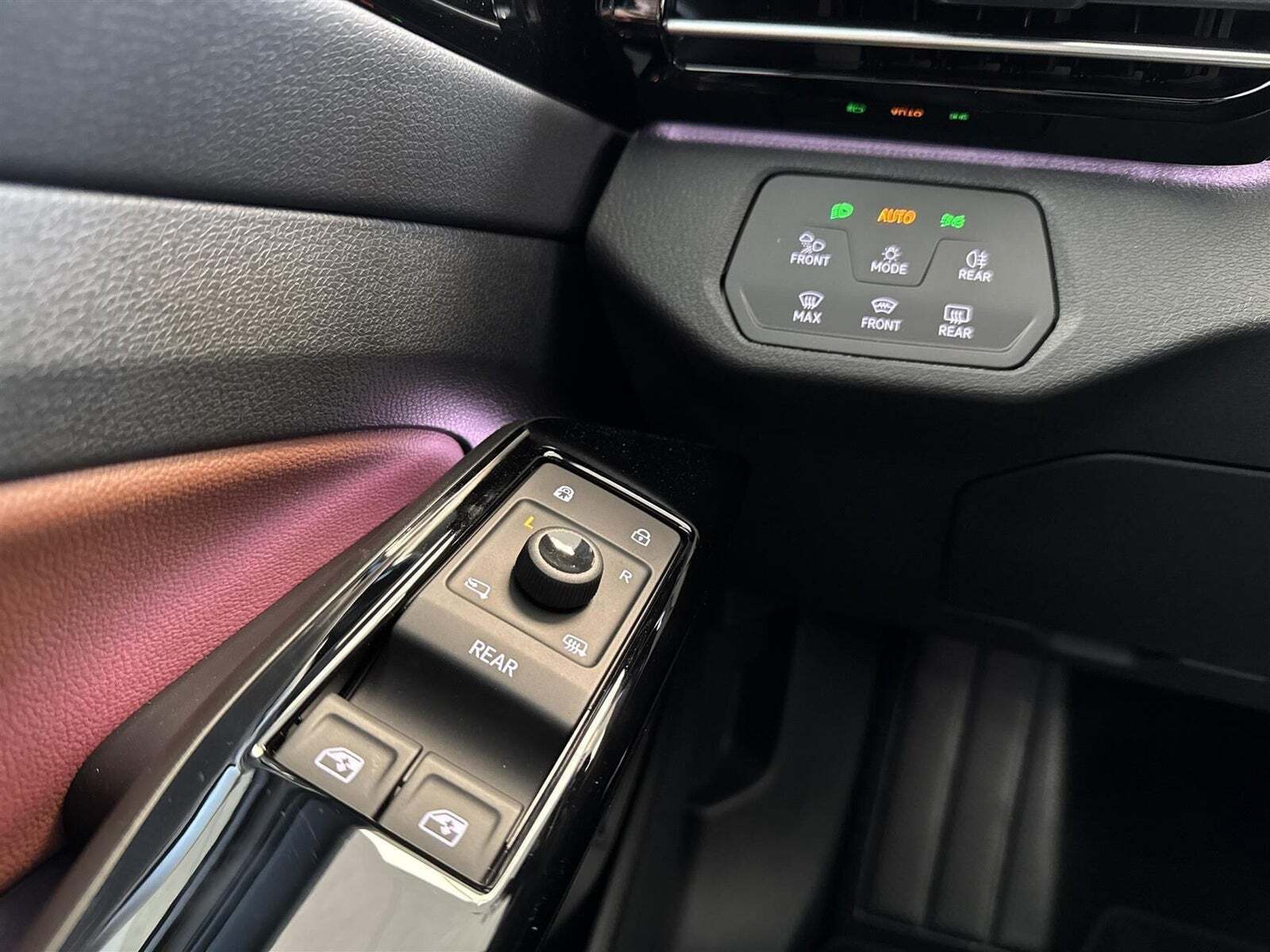 Hvid VW ID.4 fra 2025