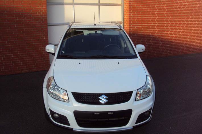 Hvid Suzuki SX4 fra 2015