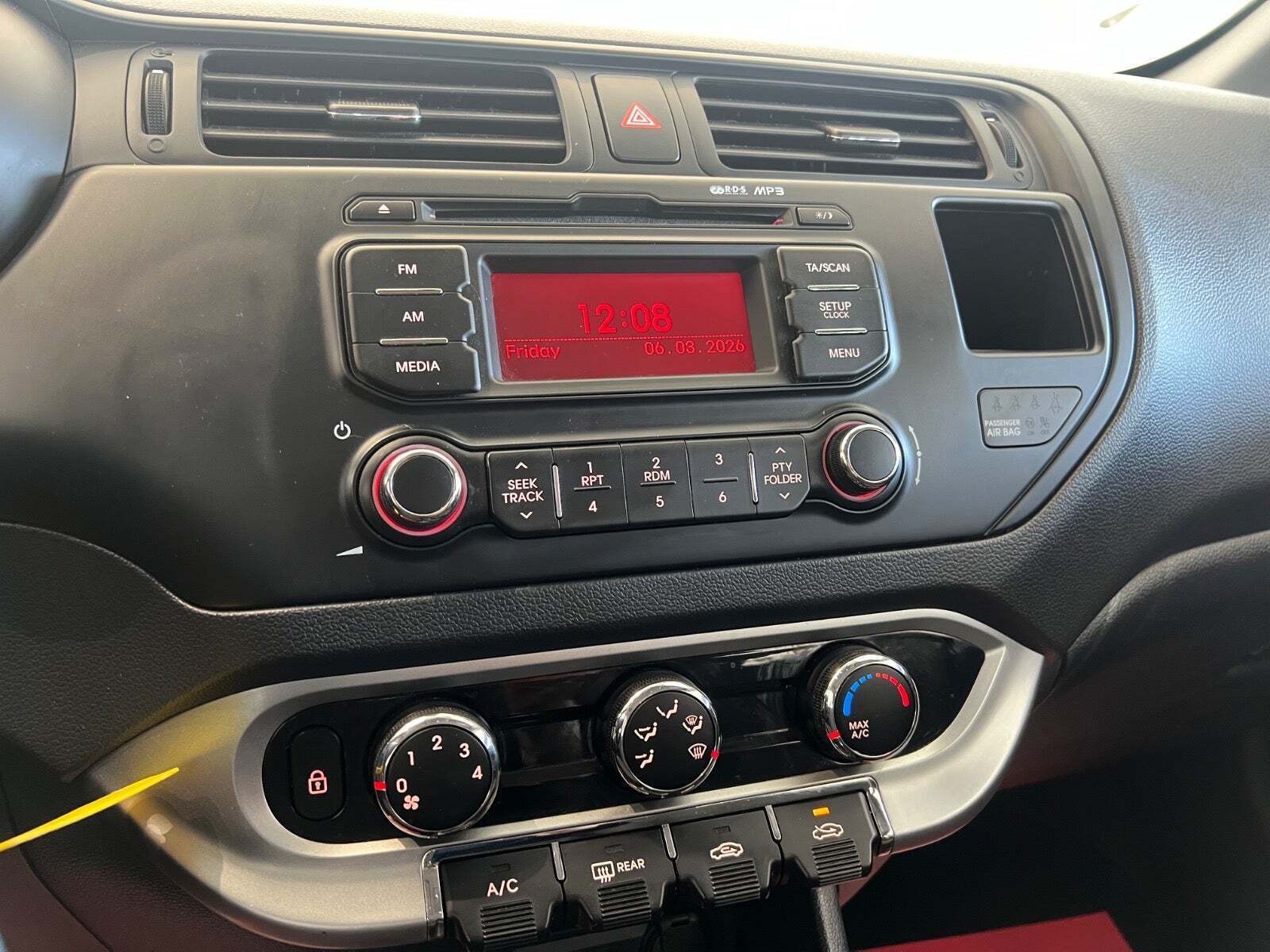 undefined Kia Rio fra 2014