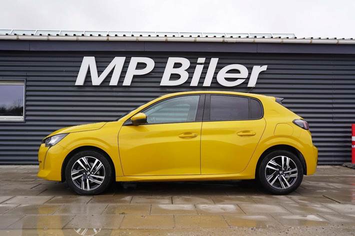 Grøn Peugeot 208 fra 2021