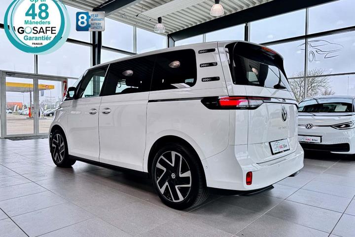Hvid VW ID.Buzz fra 2024
