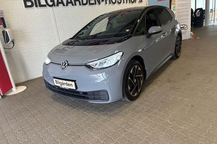 Grå VW ID.3 fra 2022 set udefra