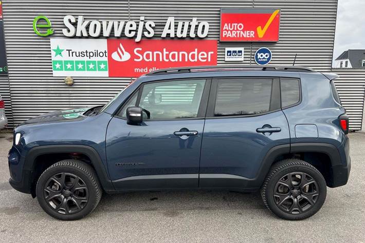 Blå Jeep Renegade fra 2021