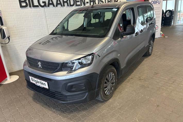 undefined Peugeot e-Rifter fra 2023 set udefra