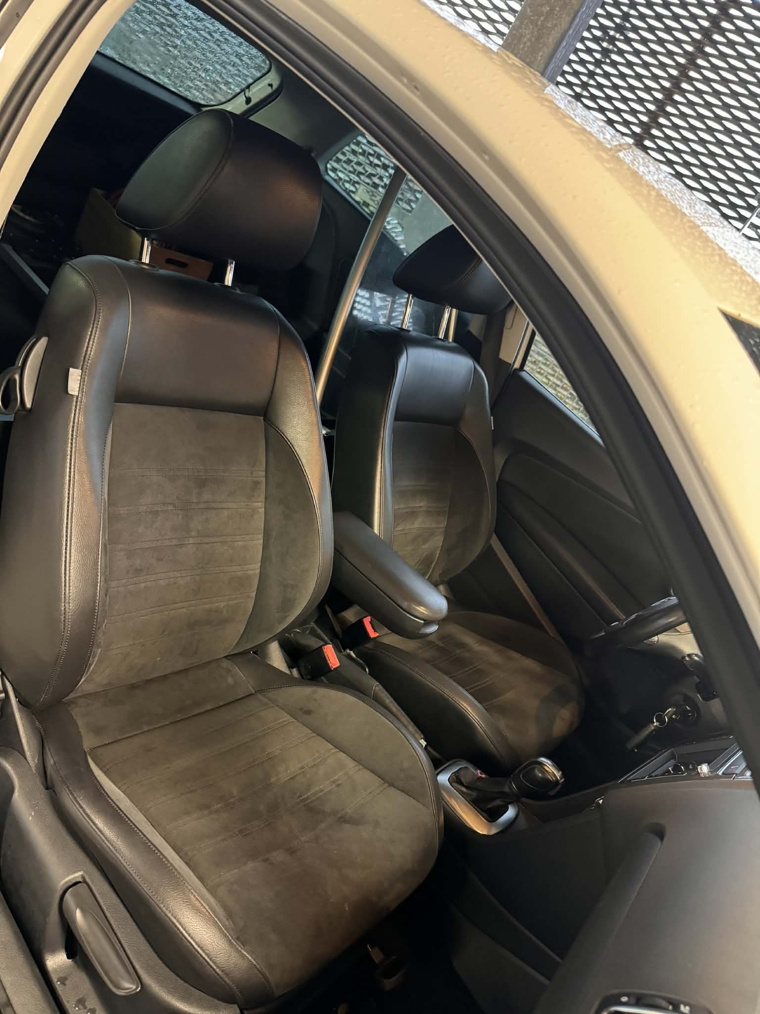 Hvid VW Polo fra 2011