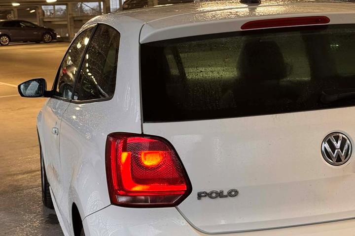 Hvid VW Polo fra 2011
