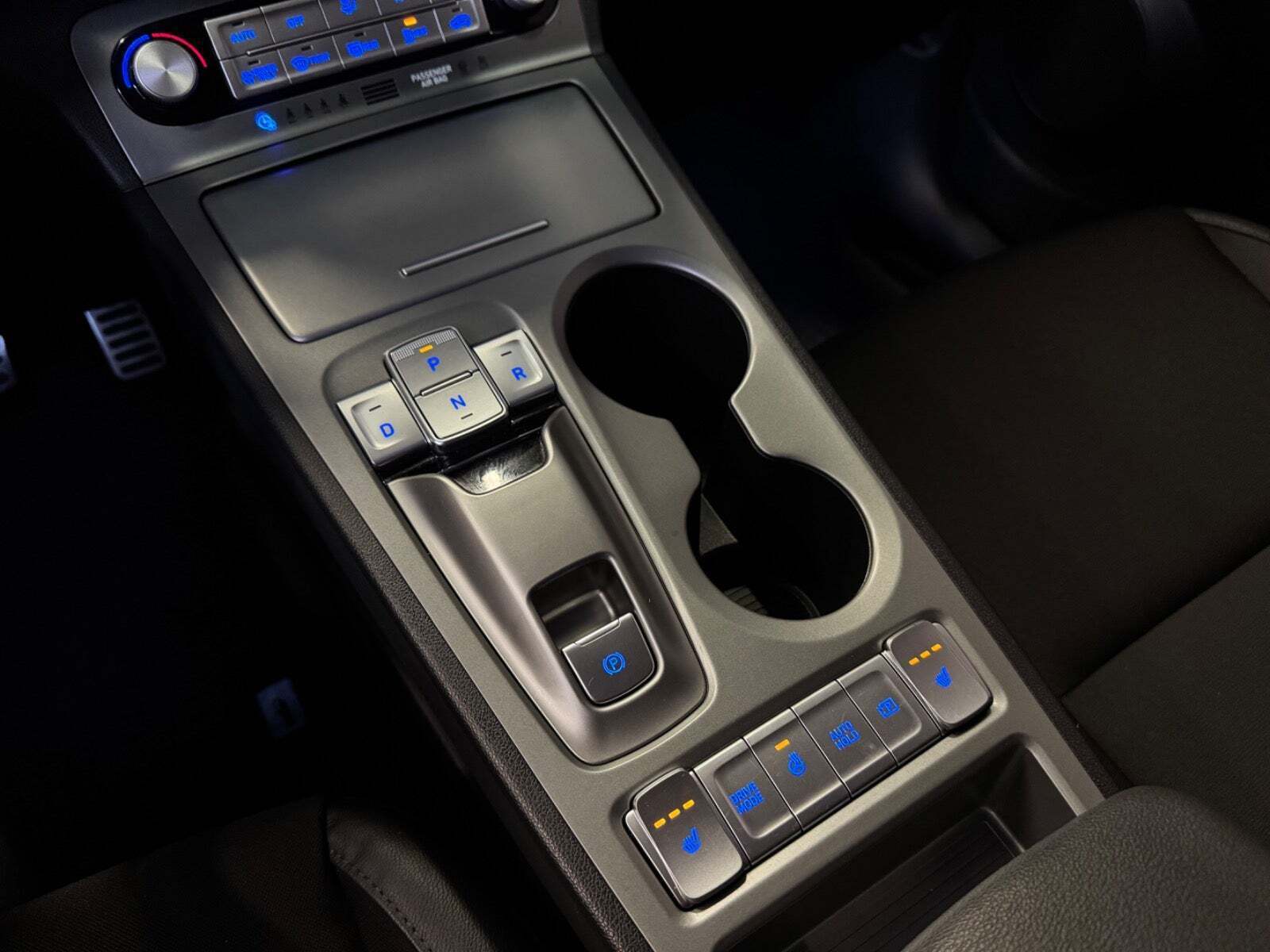 Rød Hyundai Kona fra 2022