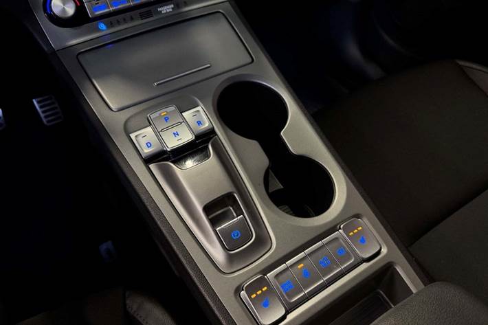 Rød Hyundai Kona fra 2022