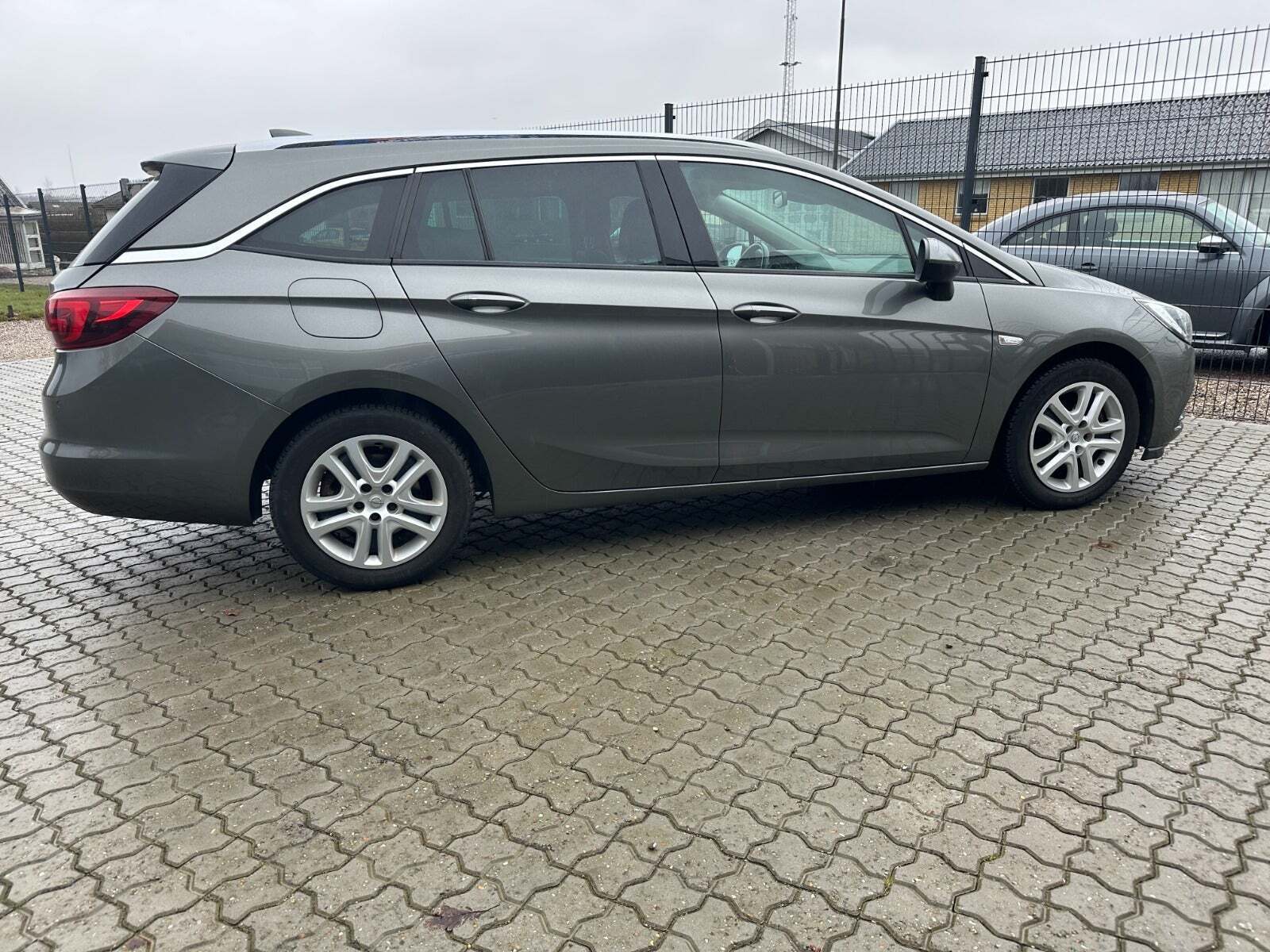 Opel Astra 1,6 CDTi 136 Innovation Sports Tourer